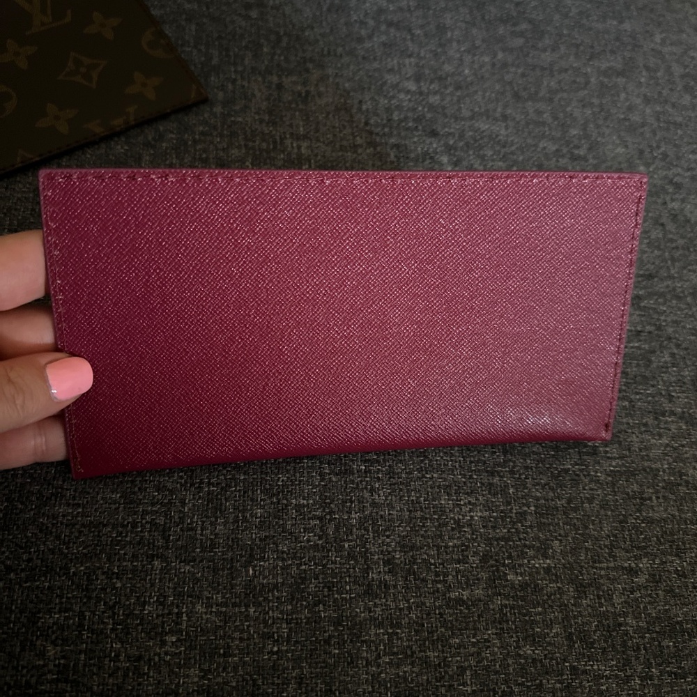 Brown and burgundy crossbody purse - Picture 7 of 13